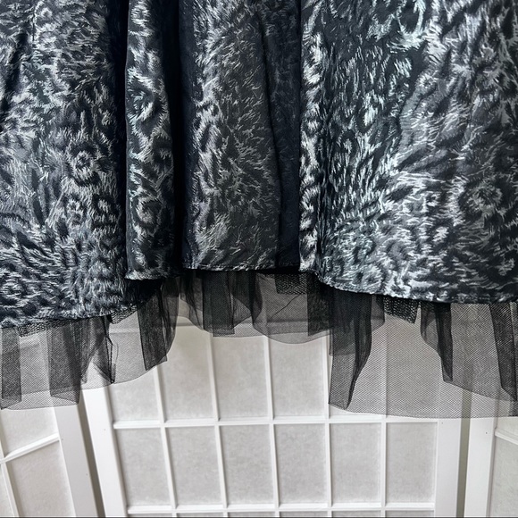 NWT Betsey Johnson Black Gray Animal Print Fit & Flare Cocktail Party Dress - Picture 7 of 13